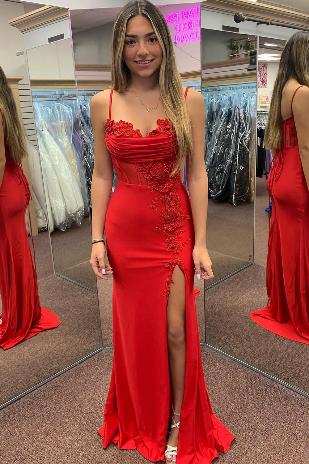 Charming Sweetheart Mermaid Red Satin Slit Prom Dresses