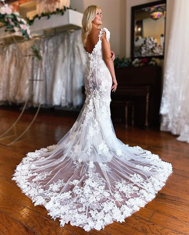 V Neck Cap Sleeves Lace Mermaid Slit Wedding Dresses with 3D Appliques