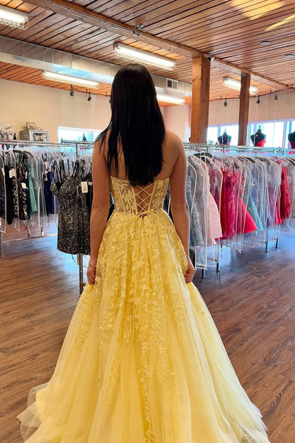 A Line Sweetheart Daffodial Yellow Tulle Long Prom Dresses