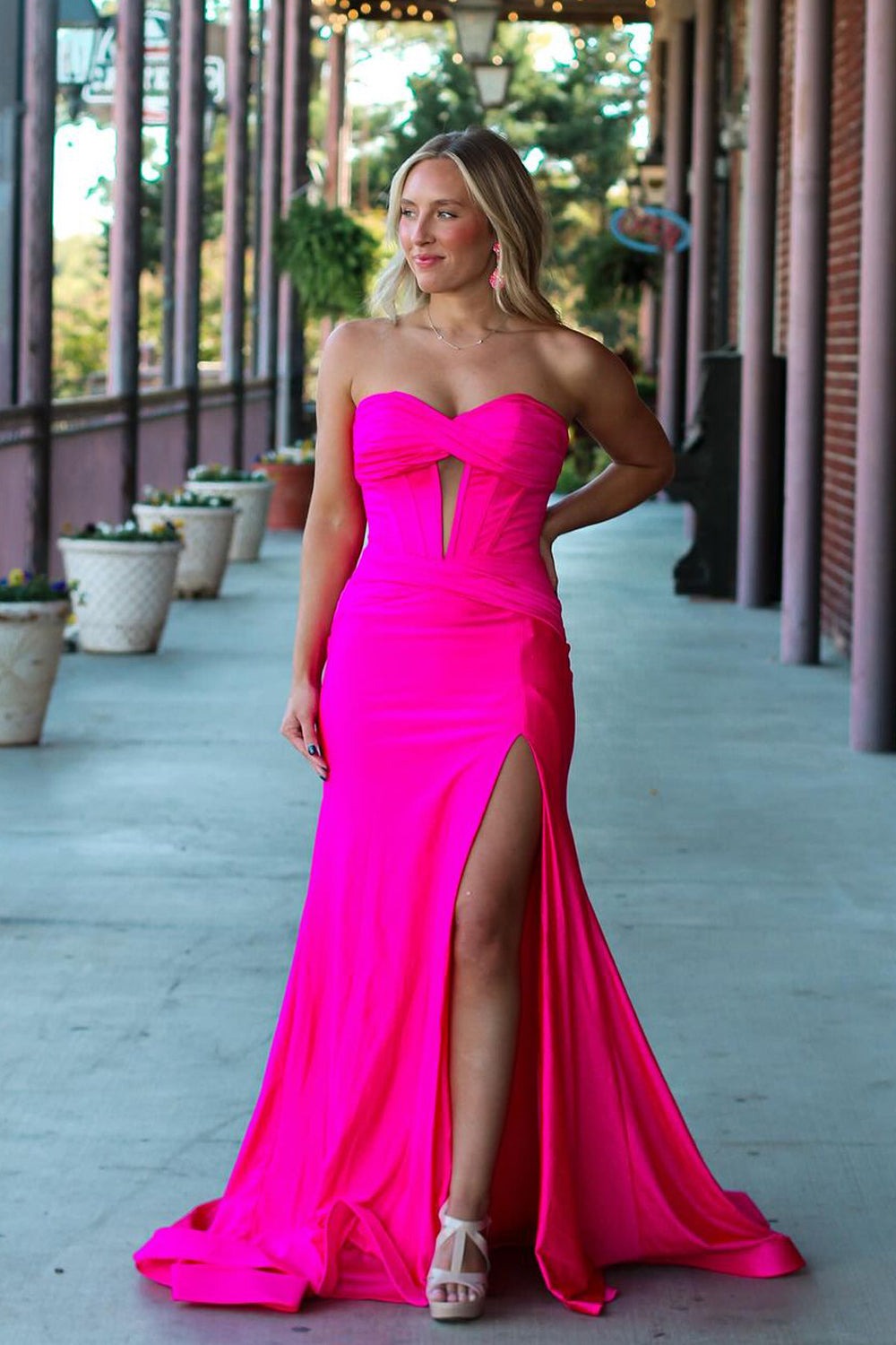 Charming Mermaid Sweetheart Satin Hot Pink Long Prom Dresses