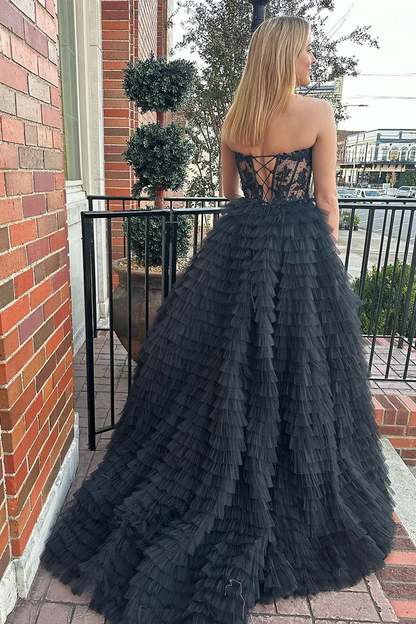 Black Sweetheart Tiered Tulle Long Prom Dresses with Appliques