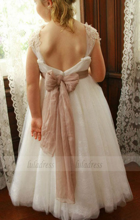 A-Line Jewel Floor-Length White Tulle Flower Girl Dress with Flowers