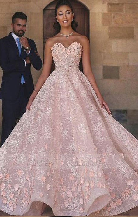 A-Line Sweetheart Floor-Length  Beaded Lace wedding dress with Appliques