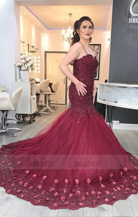 Elegant Burgundy Lace Flowers Beaded Sweetheart Tulle Mermaid Evening Dresses