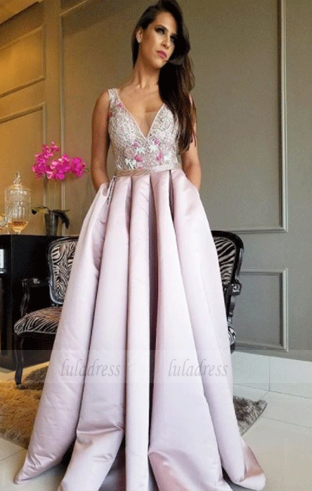 V Neck Long Prom Dresses With Appliques