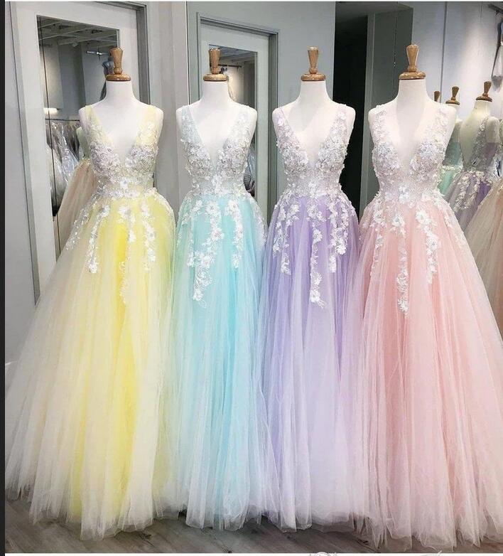 Sexy Deep-V-Neck Tulle Lace Prom Dresses On Sale