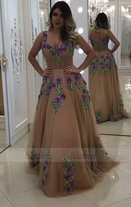 V Neck Appliques Tulle Prom Dress