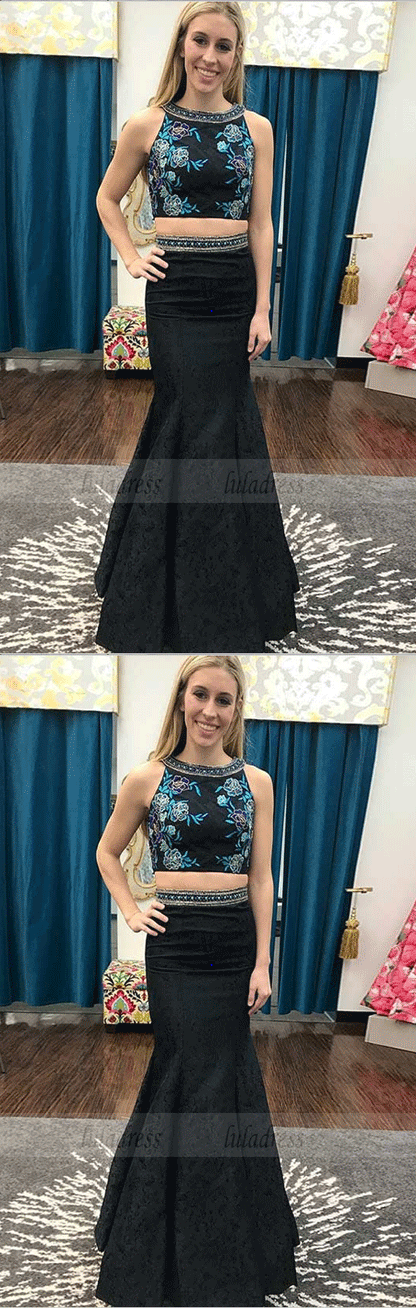 Round Neck Floor-Length Black Prom Dress with Embroidery