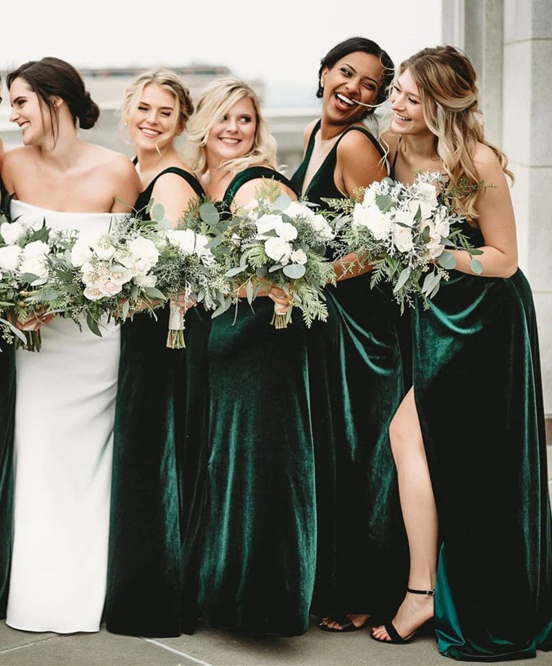 V Neck Sleeveless Winter Emerald Green Velvet Bridesmaid Dresses